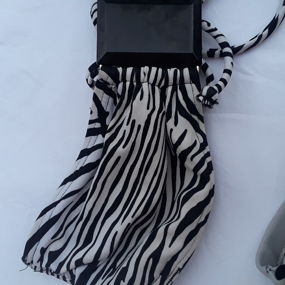 Black & white strapless bikini set - Picture 2 of 11